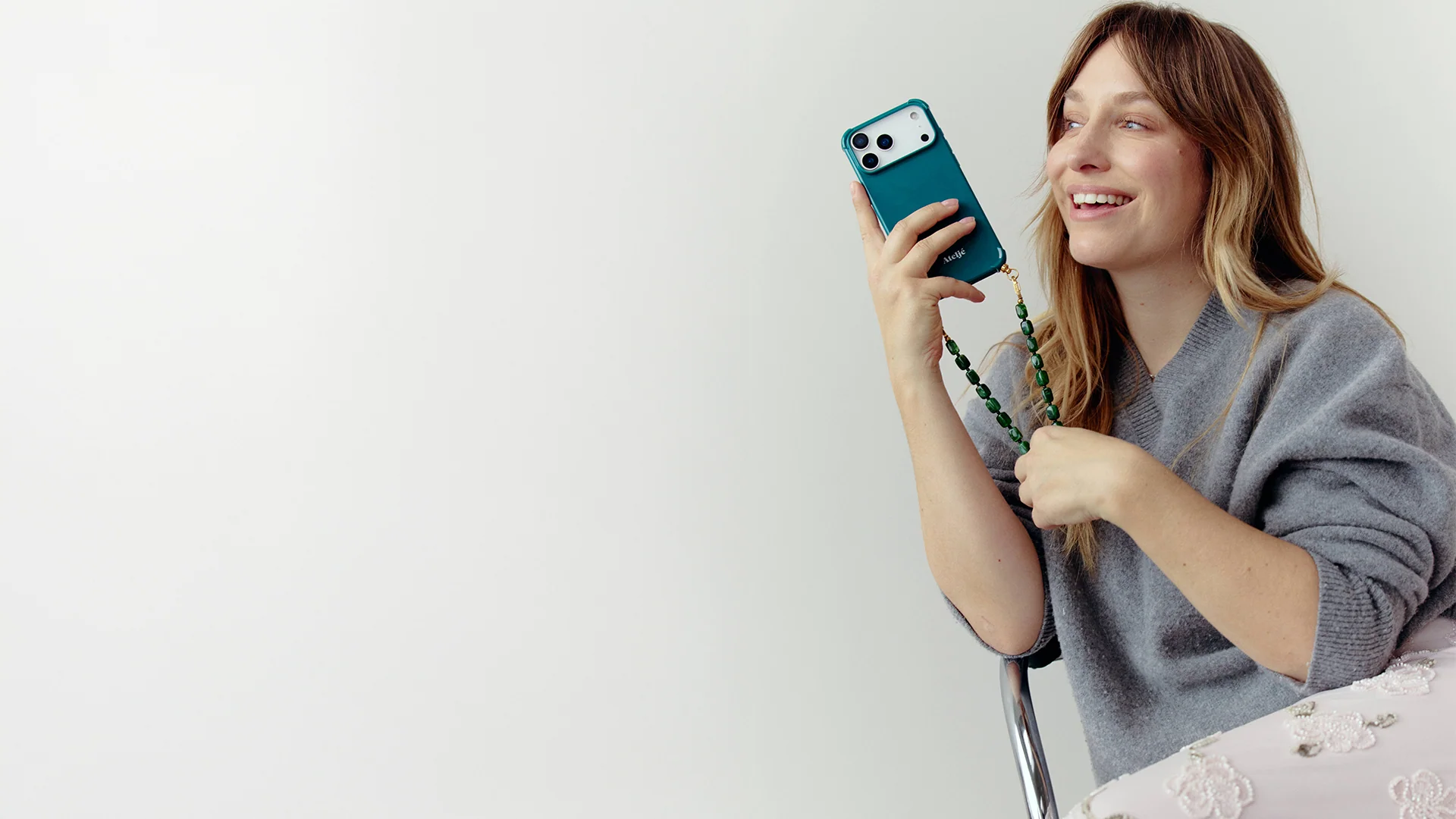 Hands-Free Elegance, Pearlized Style